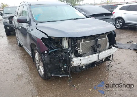 2014 Nissan Pathfinder Platinum из США, поврежденный, VIN 5N1AR2MM3EC621401